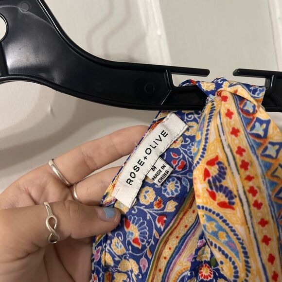 Rose & Olive Multicolor Paisley V-Neck Blouse - Picture 3 of 5